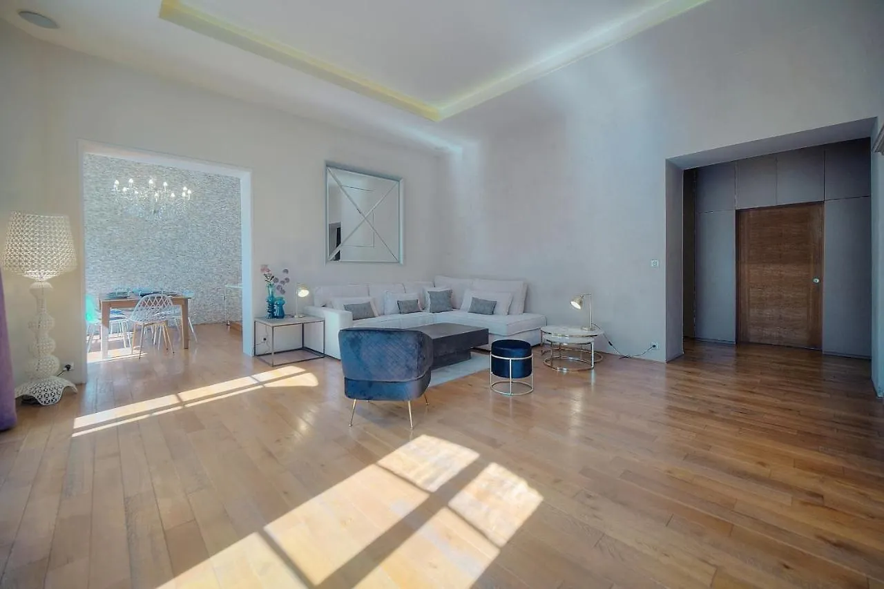 Immogroom - T5 De Standing - 130M - Terrace - Parking - Ac Cannes Apartment